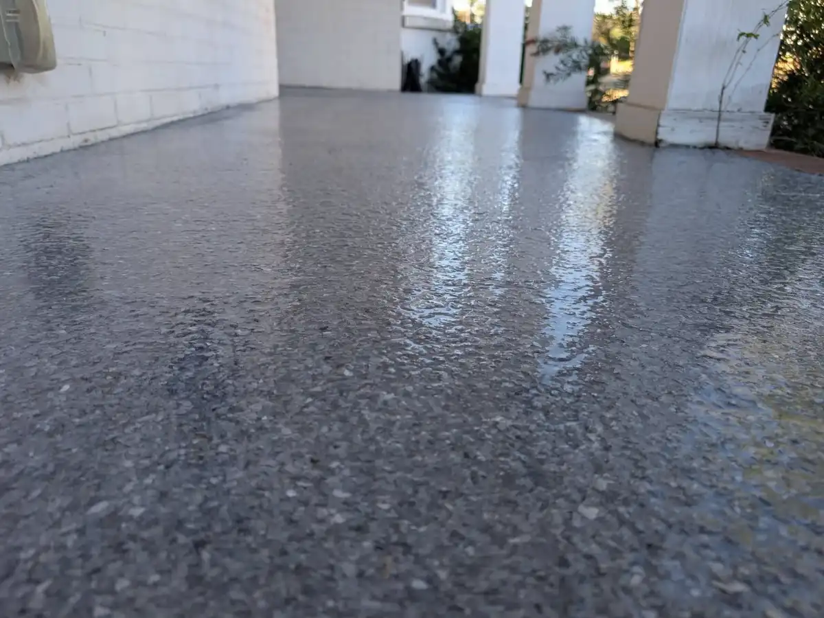Sunlit glossy flake floor